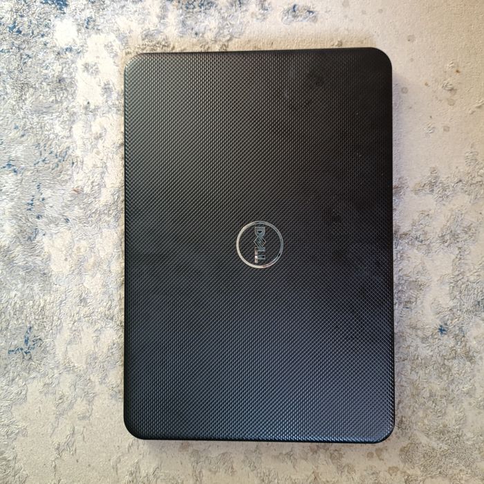 Ноутбук Dell Inspiron