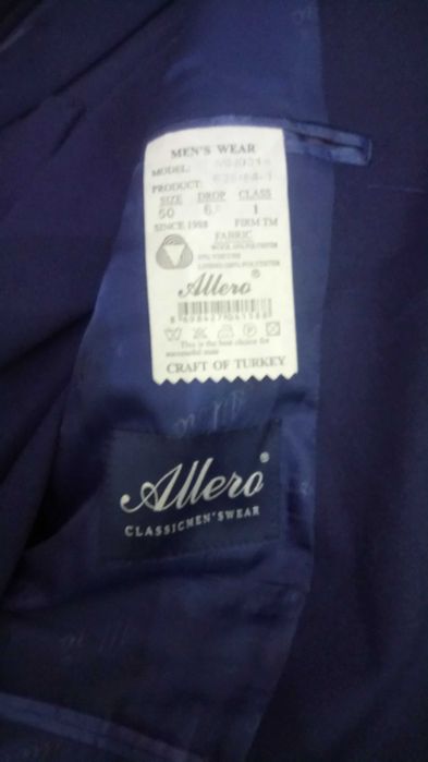 Продам шерстяные пиджаки в количестве 4 шт.