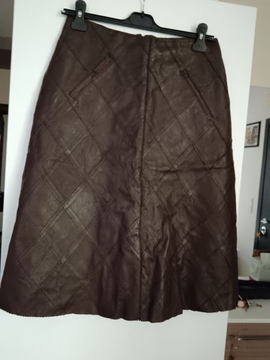 Кожена пола с подплата