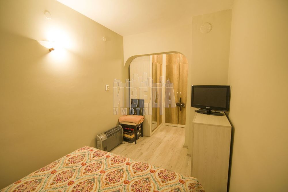 Продава се Етаж от къща в Варна, Централна поща - 130 кв.м за 2147 €/кв.м - Снимка #7