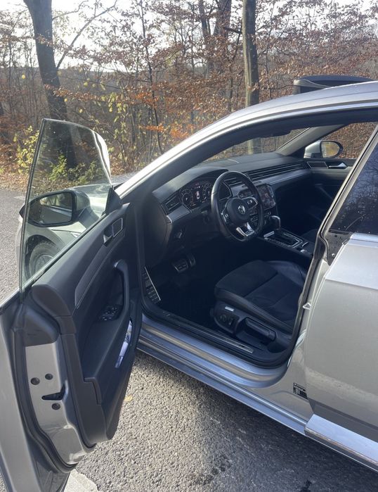 **VW Arteon R LINE **