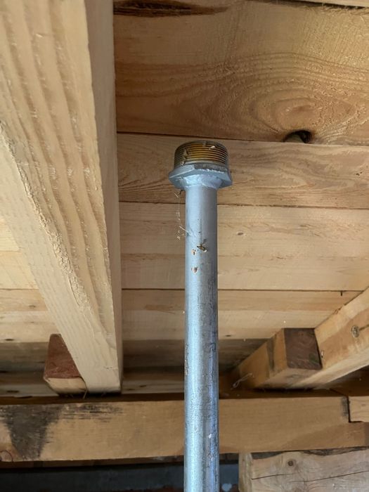 Мълниеприемник и кол за мълниезащитна глава