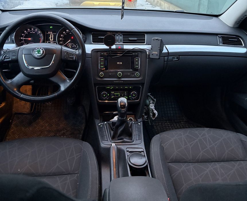 Vand Skoda Superb II