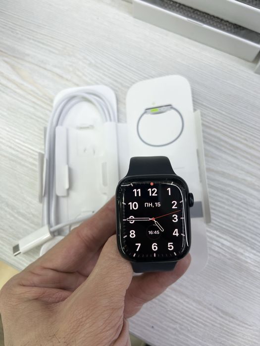 Apple watch 8 45mm razmer black
