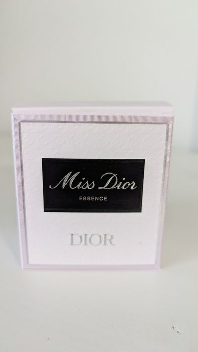Parfum Miss Dior (Esență) – Ca Nou!
