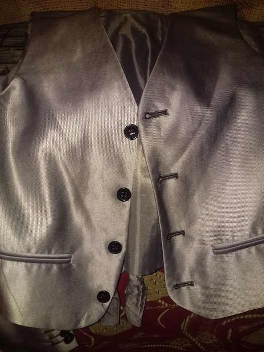 Школьная форма и костюм тройка