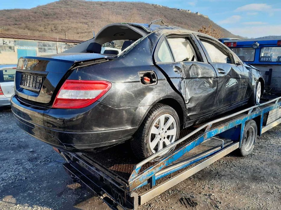 Мерцедес C200 2008 г на части