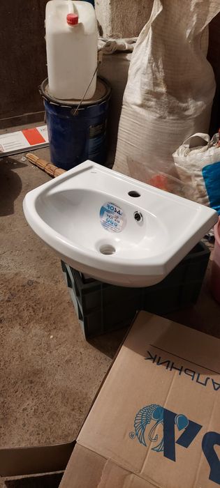 Продам умывальники