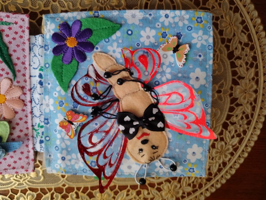 Фетровая миникнижка