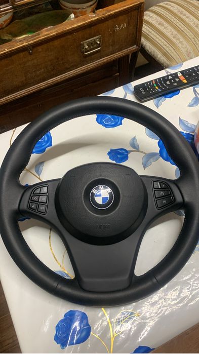 Руль дерево Бмв .
