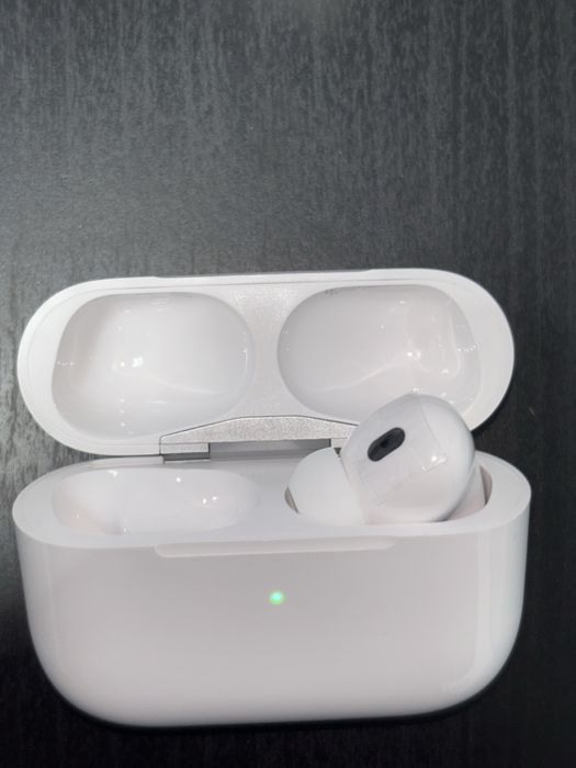 Airpods pro 2, pro 3 si 4