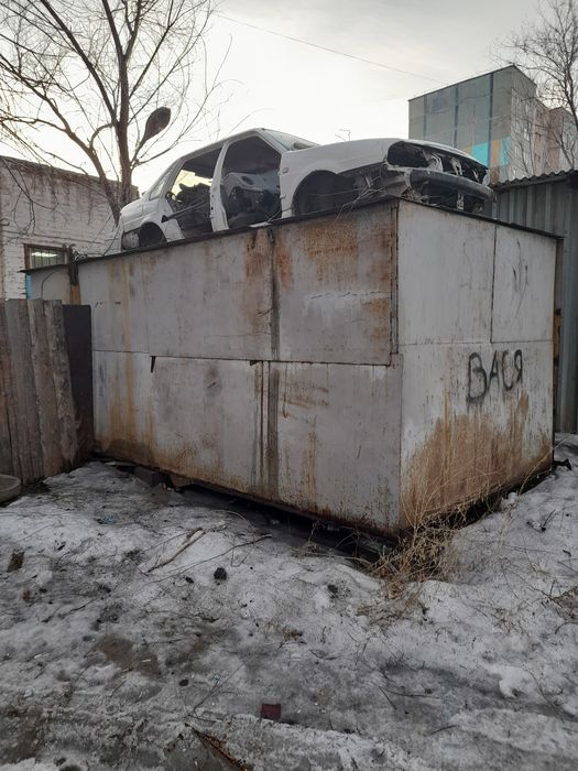 Продам гараж металлический