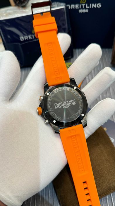 Breitling Endurance Pro черно/оранжево