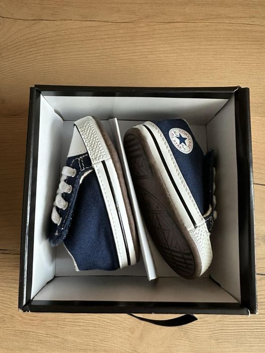 Бебешки обувки Converse и Колев и колев