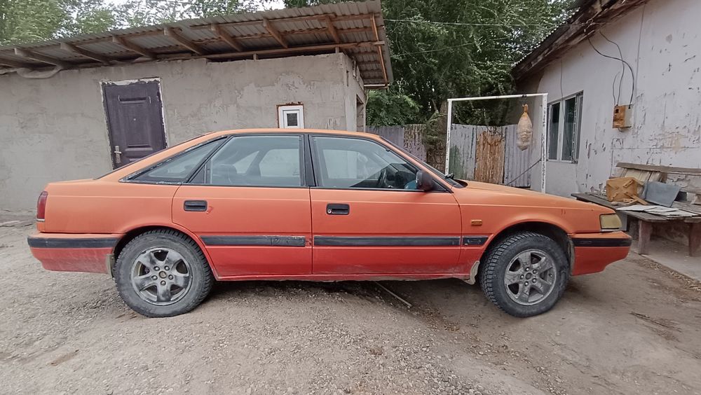 Продам машину Mazda 626