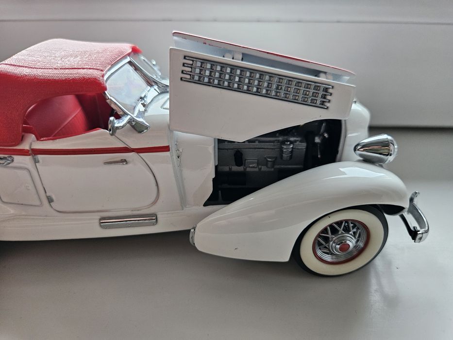 Franklin mint Auburn 851 scara 1/24