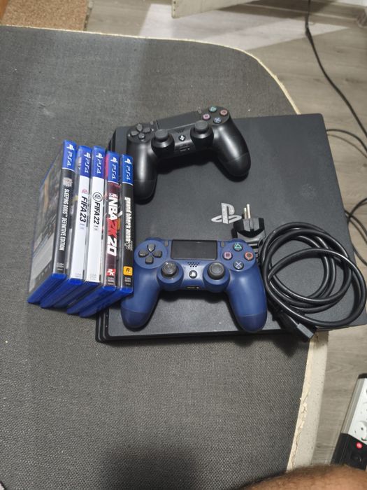 PS4 PRO 1TB + 2 manete + 6 jocuri – pachet complet