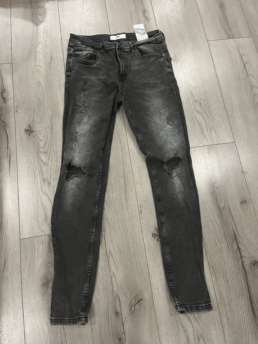 Мъжки дънки.