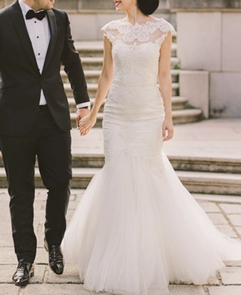 Vand rochie mireasa