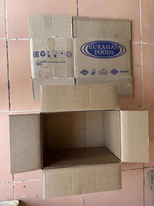 Кортонные коробки