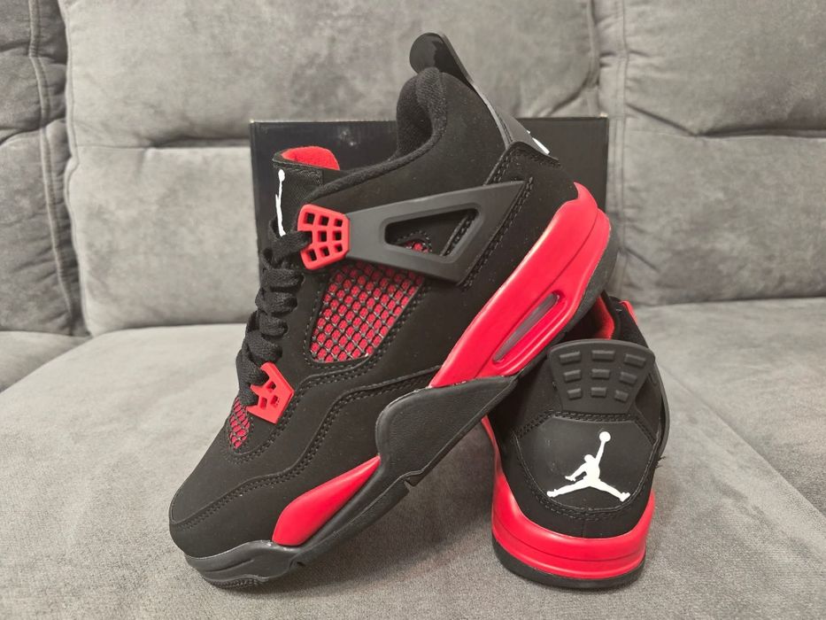 Jordan 4 Red Thunder nr 36 37 38 39 40 și 41 preț 400 lei