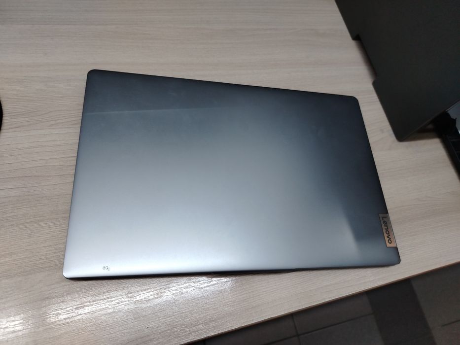 Ноутбук Lenovo Slim 3
Процессор:Intel core i5-13420H