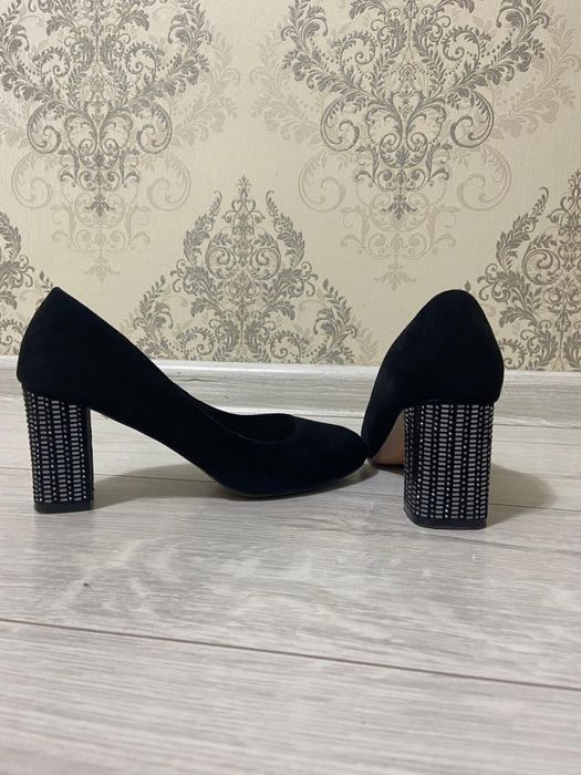 Туфли кросы ботинки