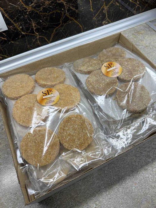 Гўшт  хамир махсулотлари полуфабрикатлар Котлет тифтель фрикаделькалар