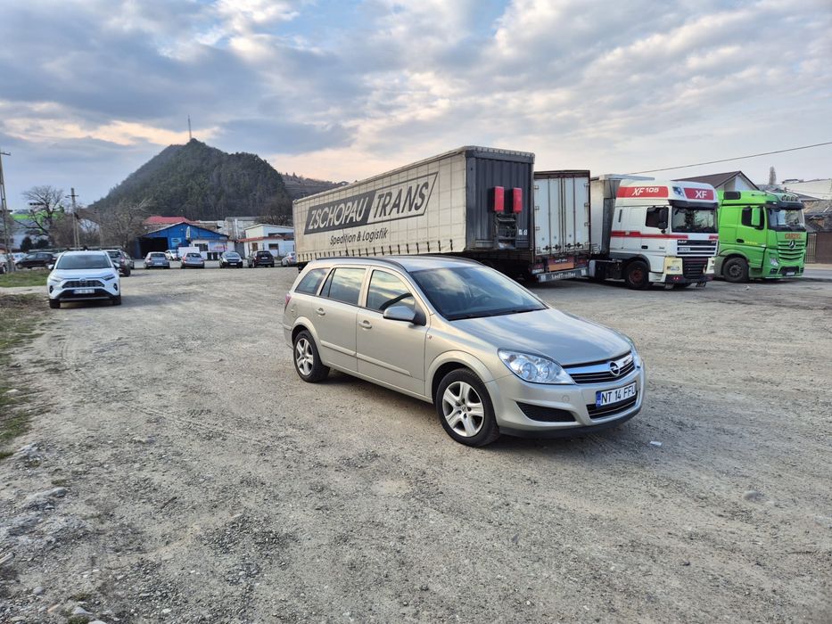 OPEL Astra 2009 — imagine 3