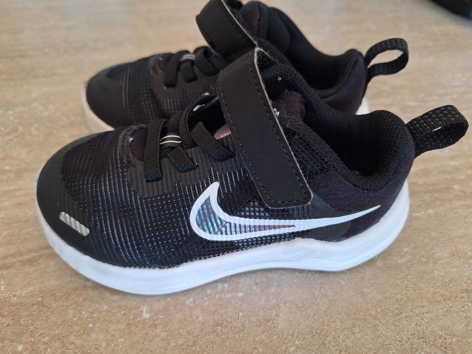 Маратонки Найк 22