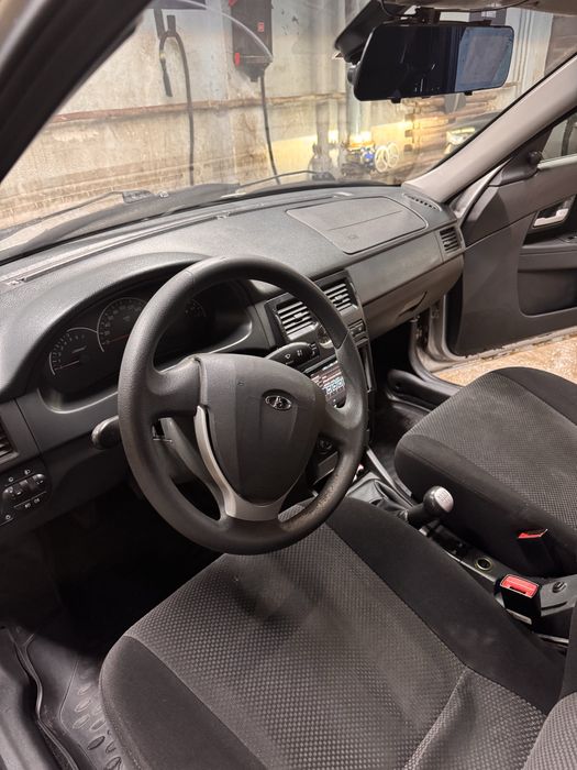 Продам Приору в хорошем состоянии