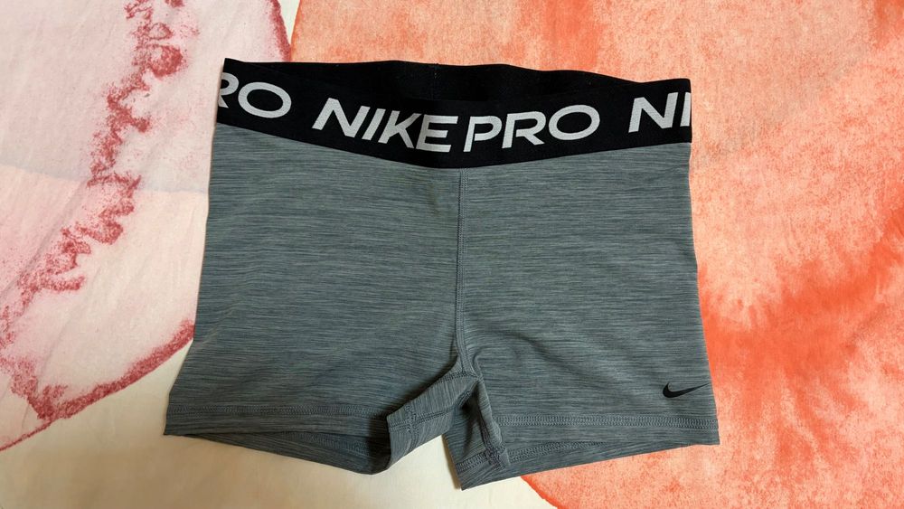 Къни панталонки Nike