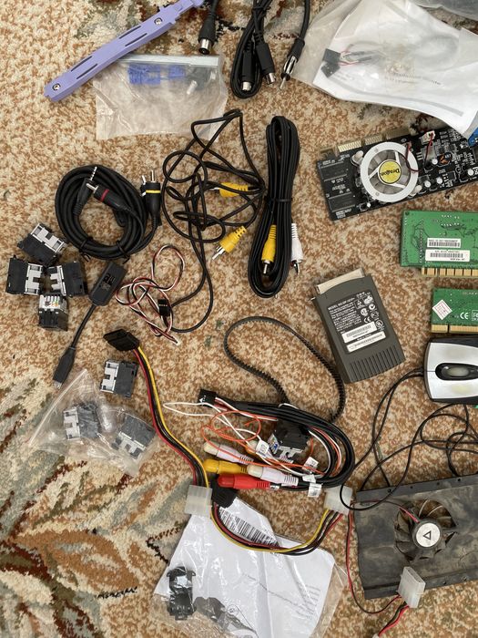 Кабели разные для компа и для сети