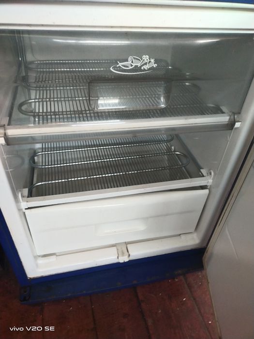 Холодильник  Snaige б/у