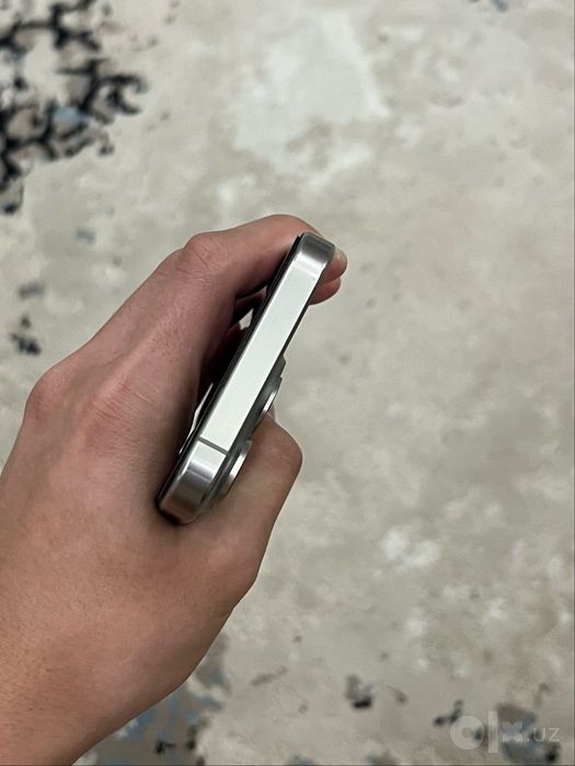 iphone 15 Pro srochni