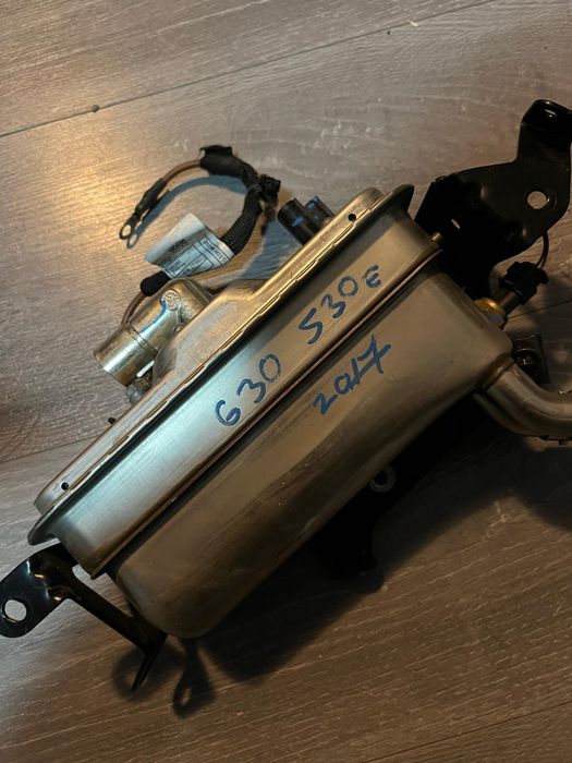 Vand prencalzitor apa Bmw G30 530 E 2017