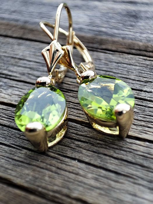 Cercei aur 14k cu Peridot natural Unicat