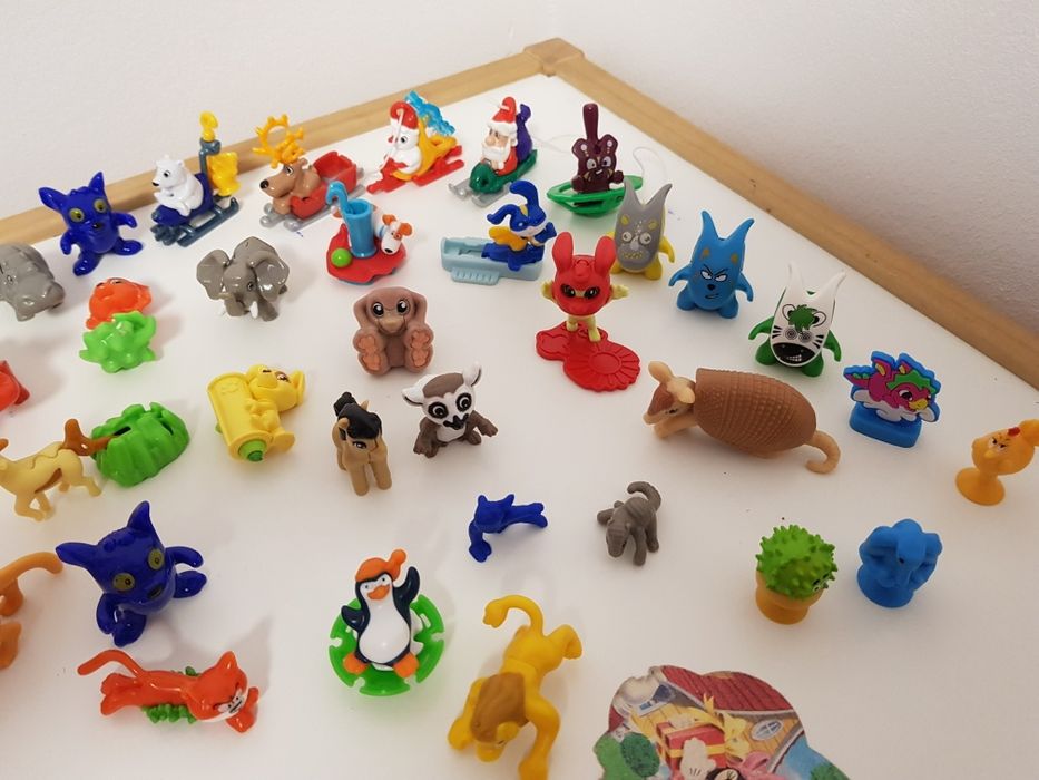 Jucarii ou kinder( si oua plastic)