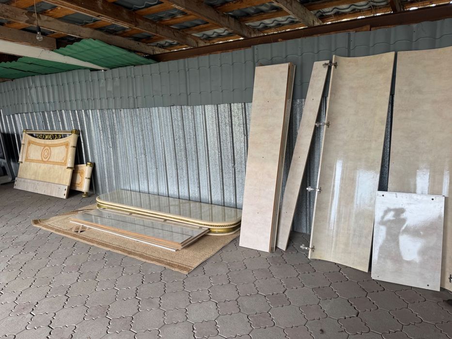 Продам шифоньер б/у 40000  Алматы