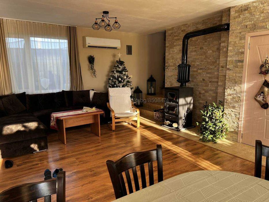 Продава се Къща в с. Тръстиково, Област Бургас - 137 кв.м за 1387 €/кв.м - Снимка #1