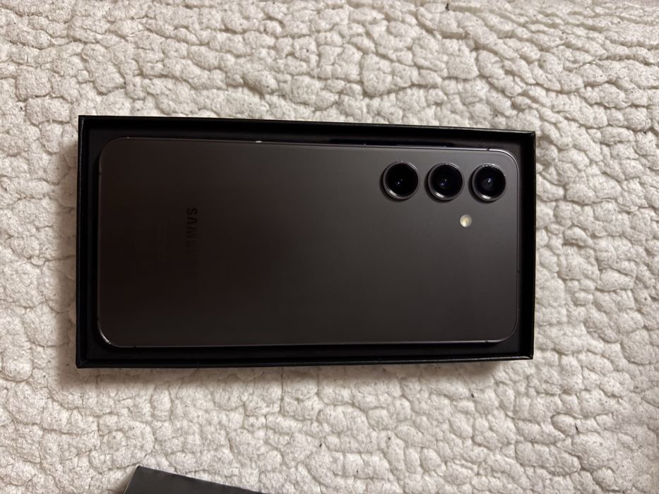Samsung Galaxy S24 garantie 1 an