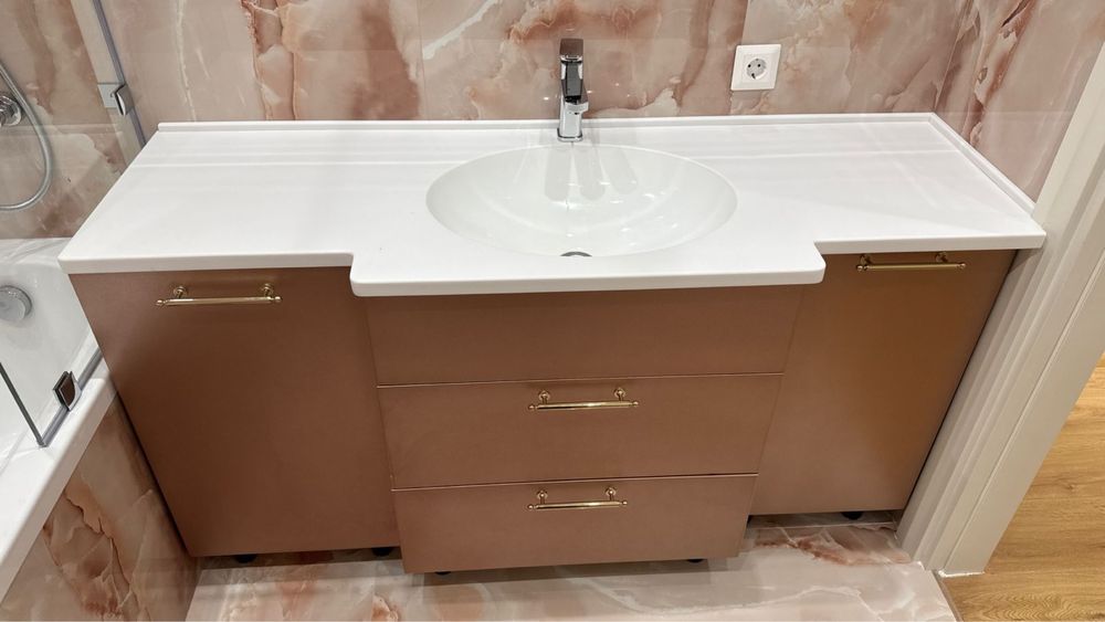 Столечница из искуственного камня