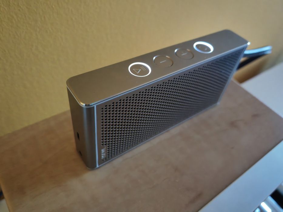 Loewe klang m1 Silver преносима Bluetooth тонколонка