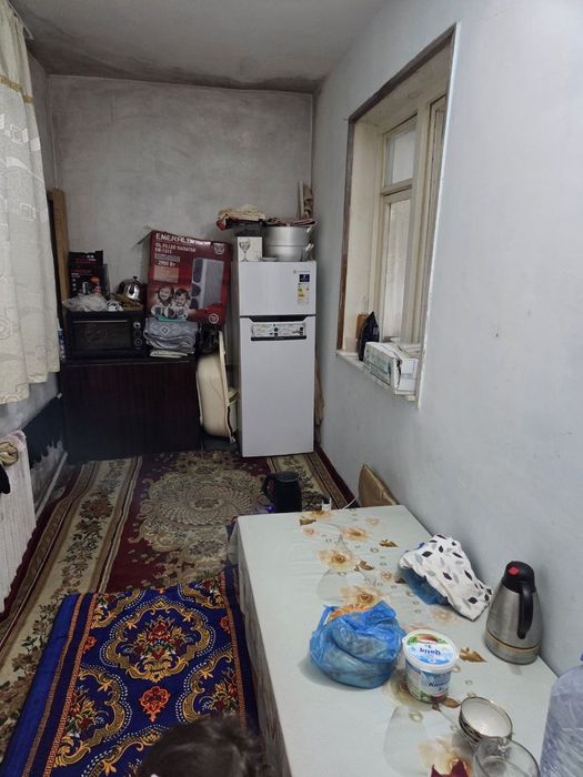 Чиланзар 23, 42м2 , Кирпичный  дом, 1/4/5, Балкон 2х6