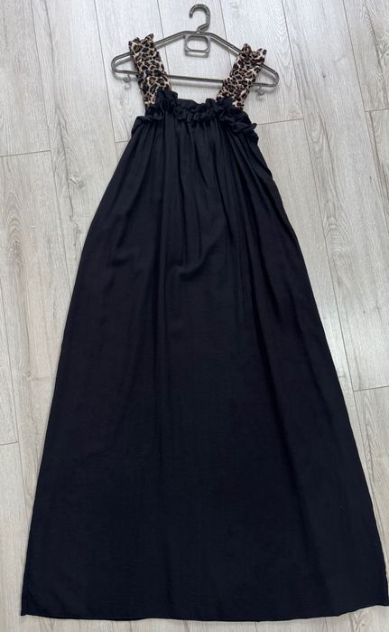 Дамски рокли - М