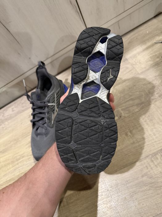 Mizuno  оригинал в отличном состоянии