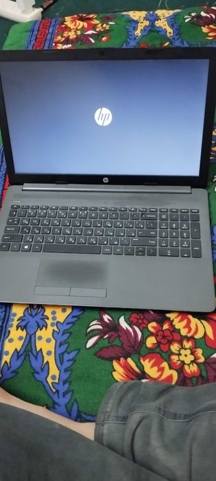 Noutbook Hp sotiladi