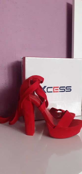 Официални обувки