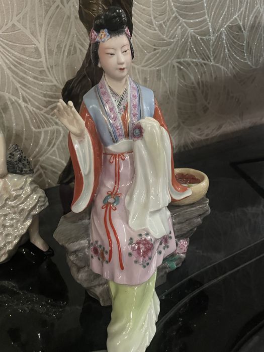 Продам статуэтку