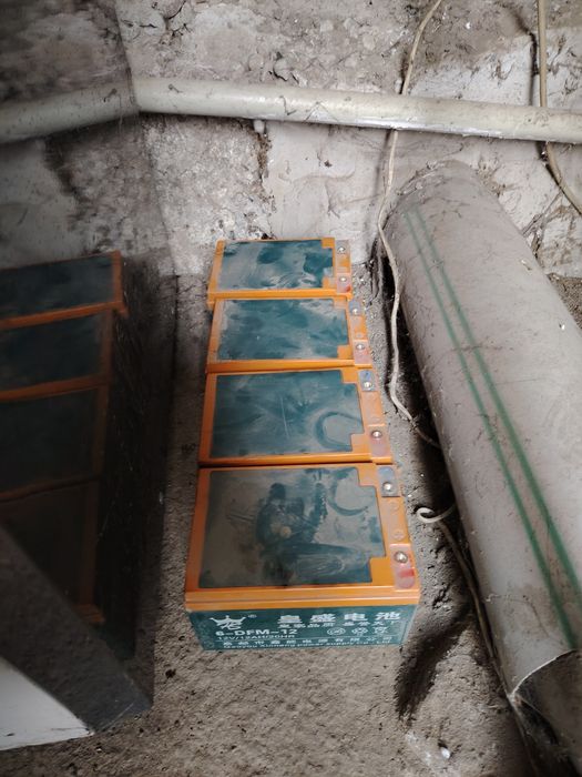 Акумлятор новый продам